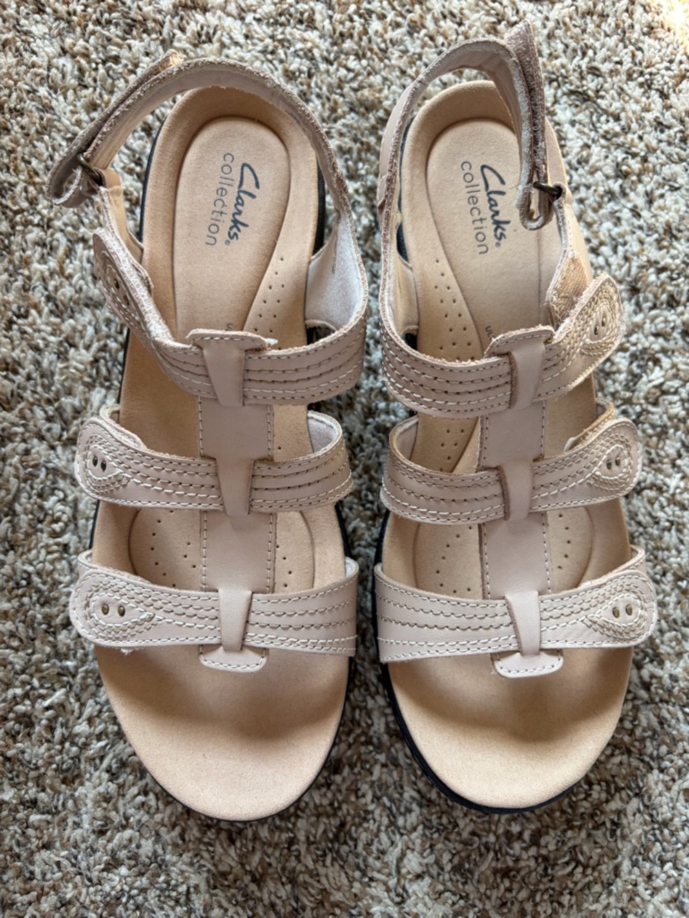 Clarks Women's Laurieann Vine Light Beige Triple-Strap Comfort Sandals